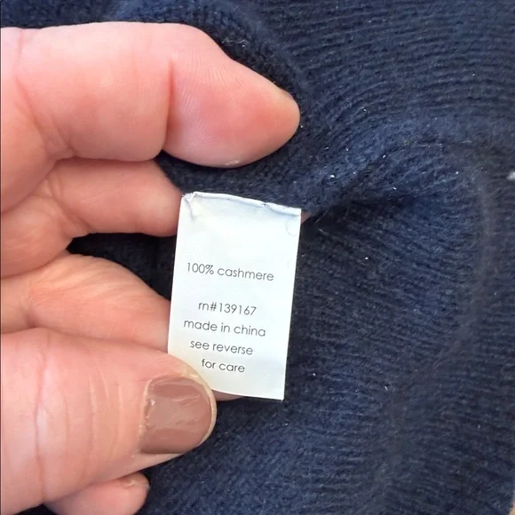 27 Miles navy 100% cashmere sweater with multicolored striped sleeves. Large - Picture 8 of 12